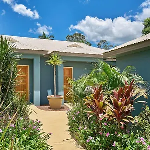 Guest house Blue Summit Hideaway