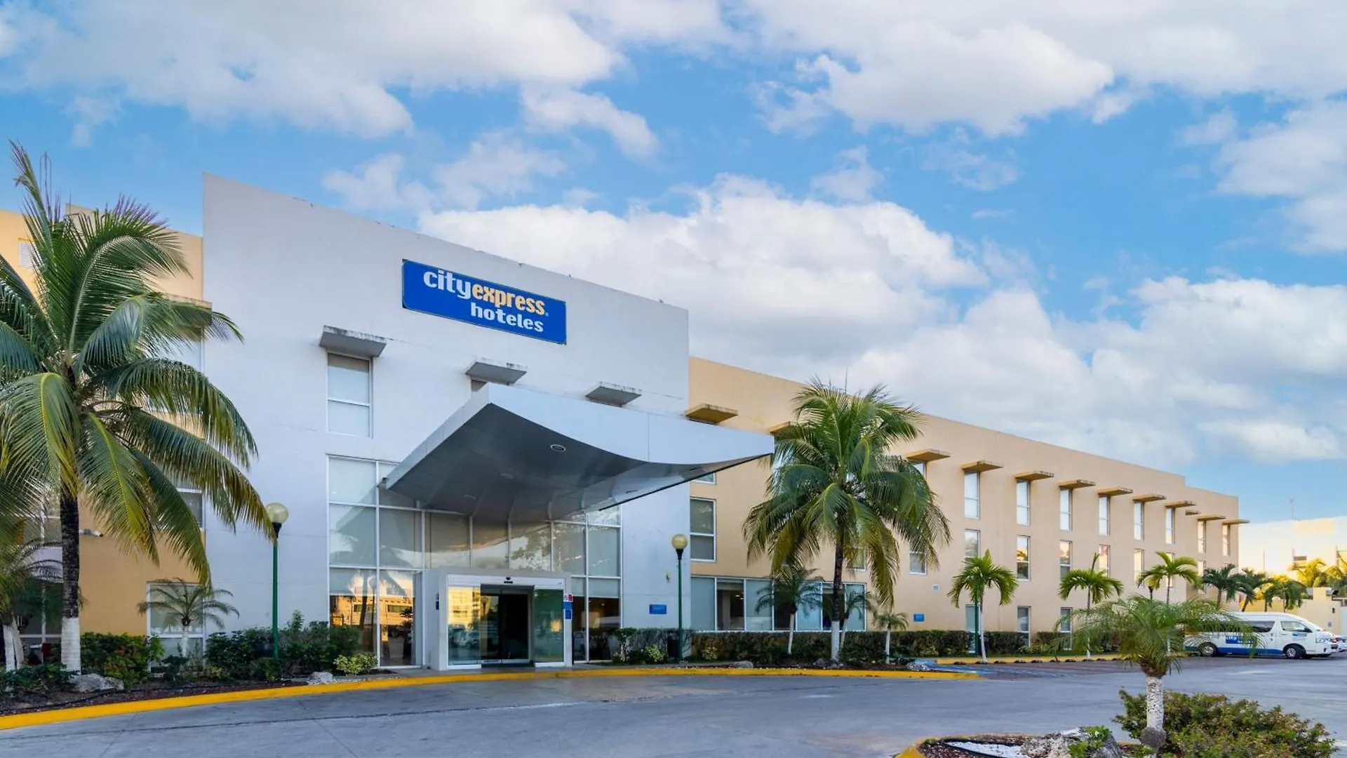 City Express By Marriott Playa Del Carmen